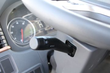 ���� ����V6 152���� 4.15�׵�����ʽ�ػ���(����)ͼƬ