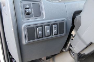 ���� ����V6 152���� 4.15�׵�����ʽ�ػ���(����)ͼƬ