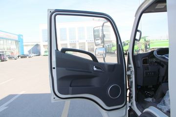 ���� ����V6 152���� 4.15�׵�����ʽ�ػ���(����)ͼƬ