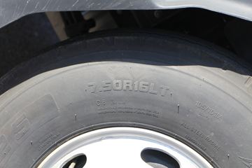 ���� ����V6 152���� 4.15�׵�����ʽ�ػ���(����)ͼƬ