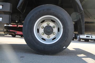 ���� ����V6 152���� 4.15�׵�����ʽ�ػ���(����)ͼƬ