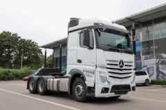 奔驰 新Actros重卡 510马力 6X4牵引车(型号2651)(国六)