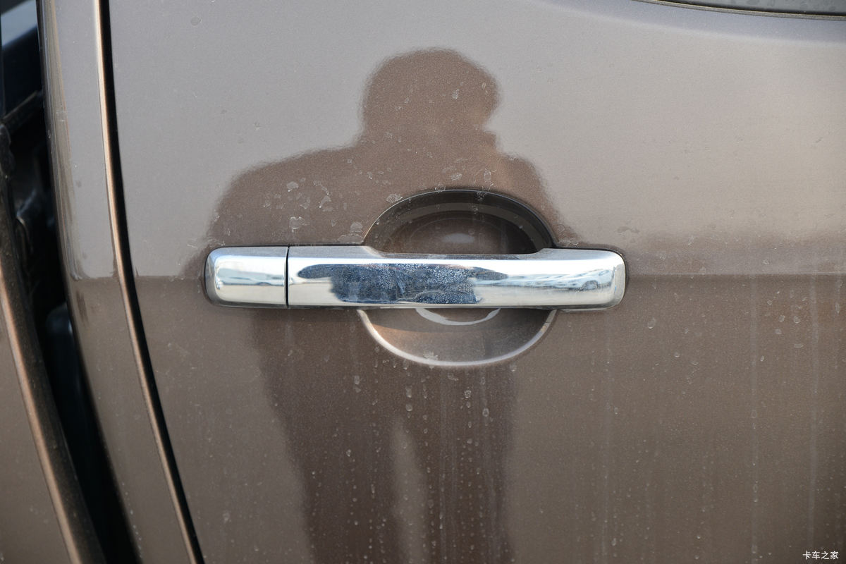 ������ʮ�� ���� 2020�� �Զ��콢�� 2.5T���� 150���� ���� �ӳ�˫��Ƥ�����                                                