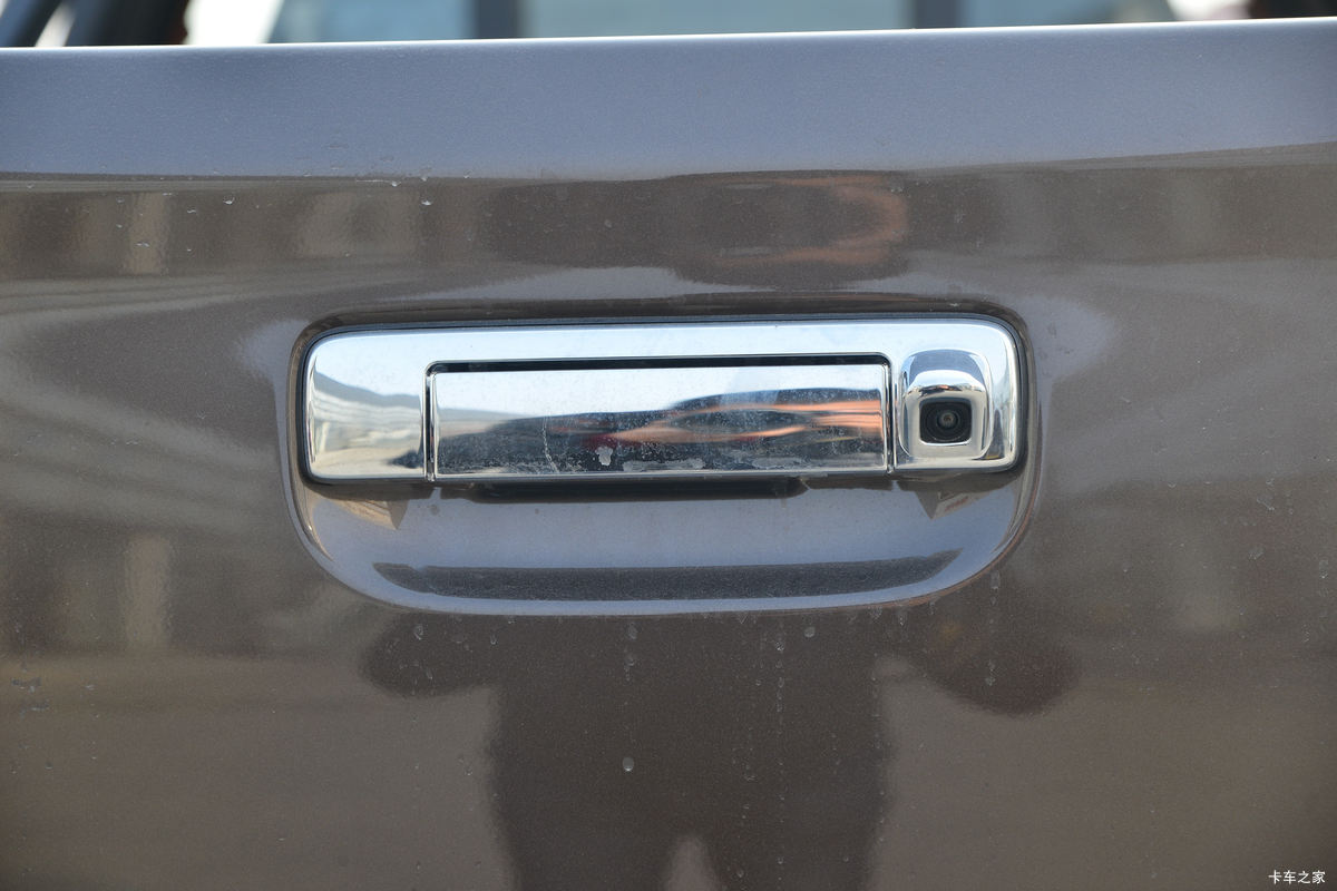 ������ʮ�� ���� 2020�� �Զ��콢�� 2.5T���� 150���� ���� �ӳ�˫��Ƥ�����                                                