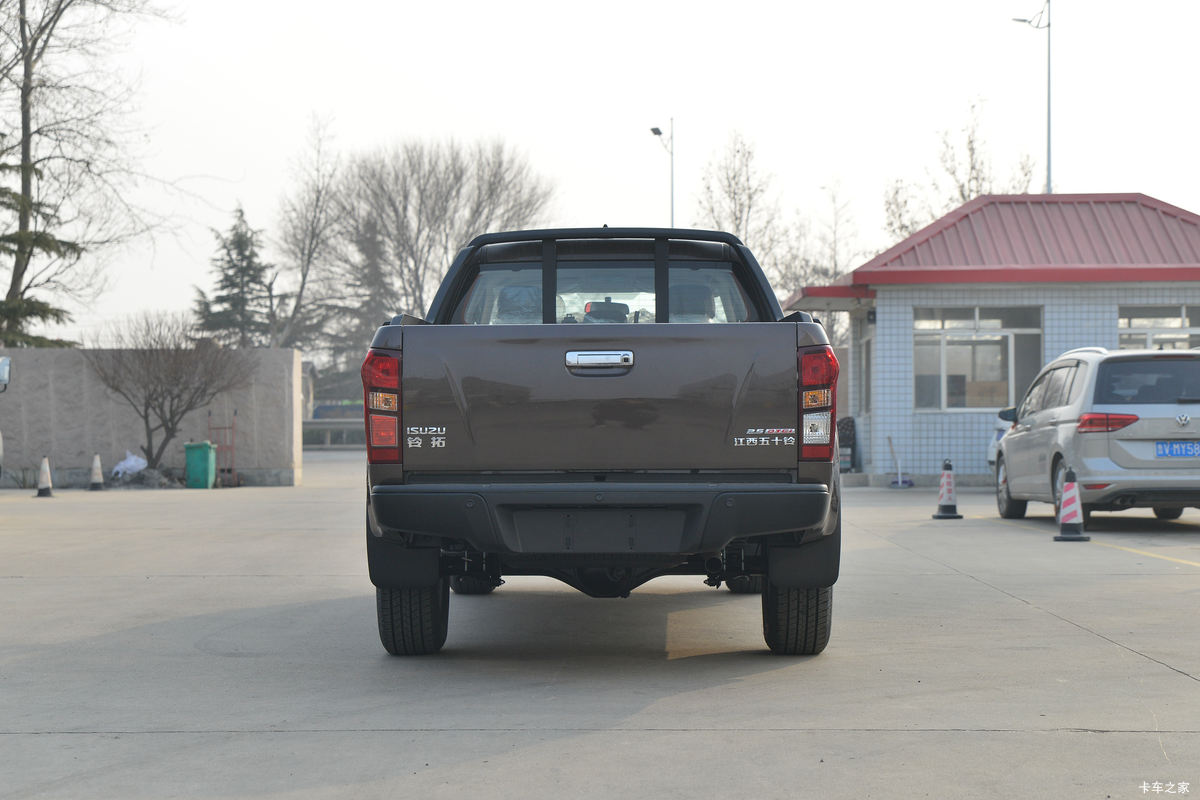 ������ʮ�� ���� 2020�� �Զ��콢�� 2.5T���� 150���� ���� �ӳ�˫��Ƥ�����                                                