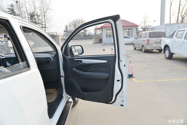 购五十铃瑞迈皮卡 享高达0.2万优惠