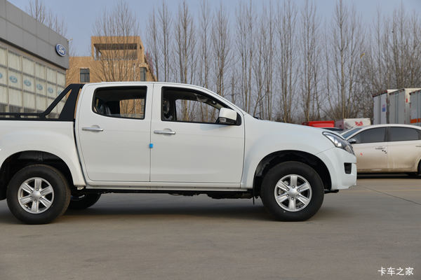 五十铃铃拓皮卡限时促销中 优惠0.20万