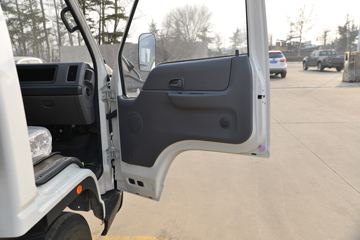 ���� ˳����� 122���� 4X2 4.02����س�(����)(JX5042XLCTG26)ͼƬ