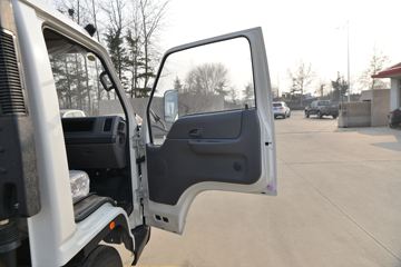 ���� ˳����� 122���� 4X2 4.02����س�(����)(JX5042XLCTG26)ͼƬ