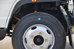 江铃 顺达宽体 122马力 4X2 4.02米冷藏车(国六)(JX5042XLCTG26)
