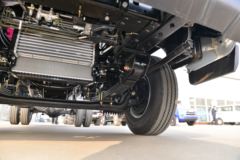 江铃 顺达宽体 122马力 4X2 4.02米冷藏车(国六)(JX5042XLCTG26)