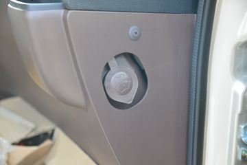 ��� ��; 156���� 4X2 4.13�� AMT�Զ�����س�(CA5041XLCP40K61L2E6A84)ͼƬ