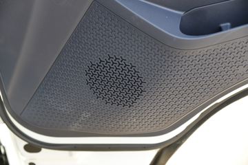 ������ʮ�� ����EC5 116���� 4X2 4.02����س�(JMT5049XLCXGA26A)ͼƬ