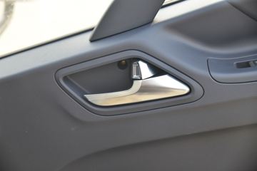 ������ʮ�� ����EC5 116���� 4X2 4.02����س�(JMT5049XLCXGA26A)ͼƬ