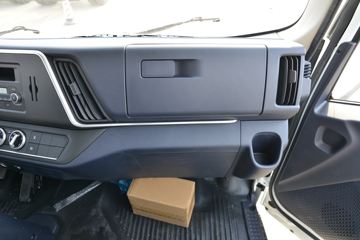 ������ʮ�� ����EC5 116���� 4X2 4.02����س�(JMT5049XLCXGA26A)ͼƬ