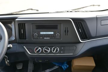 ������ʮ�� ����EC5 116���� 4X2 4.02����س�(JMT5049XLCXGA26A)ͼƬ