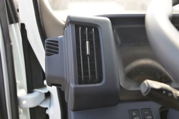 ������ʮ�� ����EC5 116���� 4X2 4.02����س�(JMT5049XLCXGA26A)ͼƬ