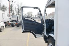 江西五十铃 翼放EC5 116马力 4X2 4.02米冷藏车(JMT5049XLCXGA26A) 江西五十铃 翼放EC5 116马力 4X2 4.02米冷藏车(JMT5049XLCXGA26A)