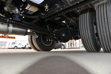 ������ʮ�� ����EC5 116���� 4X2 4.02����س�(JMT5049XLCXGA26A)ͼƬ