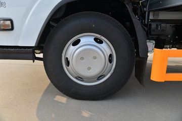 ������ʮ�� ����EC5 116���� 4X2 4.02����س�(JMT5049XLCXGA26A)ͼƬ