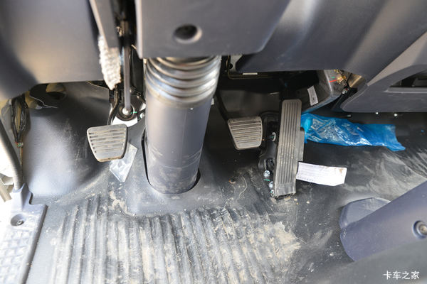 购五十铃翼放EC载货车 享高达0.2万优惠