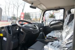 福田 欧马可S1系 畅盈版 158马力 3.8米排半厢式轻卡(国六)(BJ5045XXY-FG)