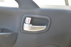 福田 欧马可S1系 轻量化版 150马力 4.17米单排栏板轻卡(5挡)(BJ1048V9JEA-FM2)