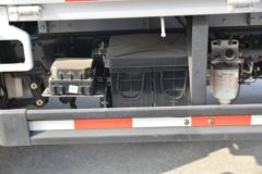 福田 欧马可S1系 轻量化版 150马力 4.17米单排栏板轻卡(5挡)(BJ1048V9JEA-FM2)