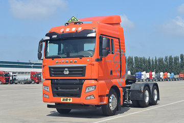 中国重汽 汕德卡SITRAK G7重卡 460马力 6X4 LNG危险品牵引车(国六)(16挡)(ZZ4256V384HF1LW)