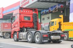 江淮 格尔发K7重卡 560马力 6X4 AMT自动挡牵引车(国六)(2.64速比)(HFC4252P1K8E33KS)