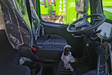 �й�����HOWO TH7 �콢�� ɽ���� 500���� 8X4 7.6����ж��(����)(��Һ��������)(ZZ3317V406HF1)ͼƬ