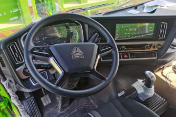 �й�����HOWO TH7 �콢�� ɽ���� 500���� 8X4 7.6����ж��(����)(��Һ��������)(ZZ3317V406HF1)ͼƬ