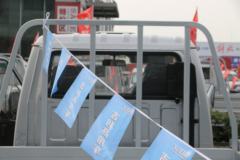 唐骏欧铃 小宝马 88马力 4X2 汽油/CNG 3.08米单排栏板微卡(ZB1024ADC3V)