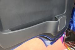 中国重汽成都商用车 瑞狮 150马力 4.15米单排栏板轻卡(国六)(CDW1040HA1Q6)