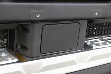 �й������ɶ����ó� ����V5 220���� 4X2 6.8�ײ�դʽ�ػ���(����)(ZZ5184CCYN5617F1)ͼƬ