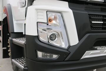 �й������ɶ����ó� ����V5 220���� 4X2 6.8�ײ�դʽ�ػ���(����)(ZZ5184CCYN5617F1)ͼƬ