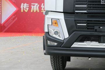 �й������ɶ����ó� ����V5 220���� 4X2 6.8�ײ�դʽ�ػ���(����)(ZZ5184CCYN5617F1)ͼƬ