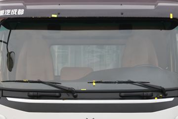 �й������ɶ����ó� ����V5 220���� 4X2 6.8�ײ�դʽ�ػ���(����)(ZZ5184CCYN5617F1)ͼƬ