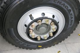 豪沃V5-X&nbsp;载货车底盘                                                图片