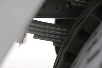 �й������ɶ����ó� ����V5 220���� 4X2 6.8�ײ�դʽ�ػ���(����)(ZZ5184CCYN5617F1)ͼƬ