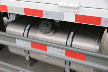 �й������ɶ����ó� ����V5 220���� 4X2 6.8�ײ�դʽ�ػ���(����)(ZZ5184CCYN5617F1)ͼƬ