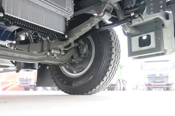 �й������ɶ����ó� ����V5 220���� 4X2 6.8�ײ�դʽ�ػ���(����)(ZZ5184CCYN5617F1)ͼƬ