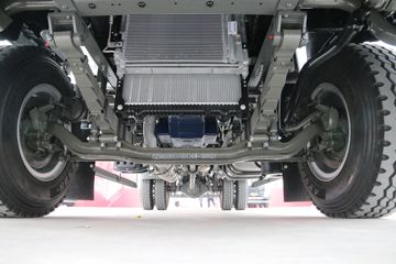 �й������ɶ����ó� ����V5 220���� 4X2 6.8�ײ�դʽ�ػ���(����)(ZZ5184CCYN5617F1)ͼƬ