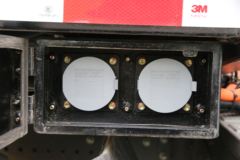 中国重汽成都商用车 V7-X 31T 8X4 5.6米换电式纯电动自卸车423kWh