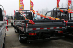 福田 时代领航S1 120马力 3.94米排半栏板小卡(国六)(黑色)