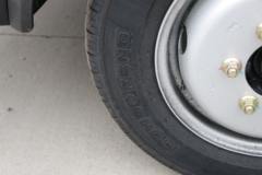 福田 时代领航S1 120马力 3.94米排半栏板小卡(国六)(黑色)