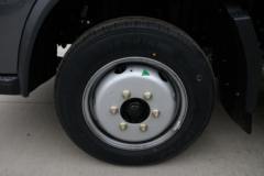 福田 时代领航S1 120马力 3.94米排半栏板小卡(国六)(黑色)