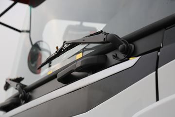 �й������ɶ����ó� ����V5 8X4 ��ж��(����)ͼƬ