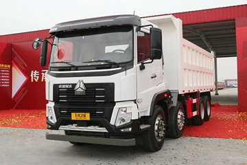 中国重汽成都商用车 豪沃V5 8X4 自卸车(国六)