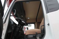 中国重汽成都商用车 豪沃V5 8X4 自卸车(国六)